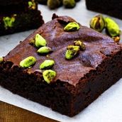 Pistachio Topping Brownie