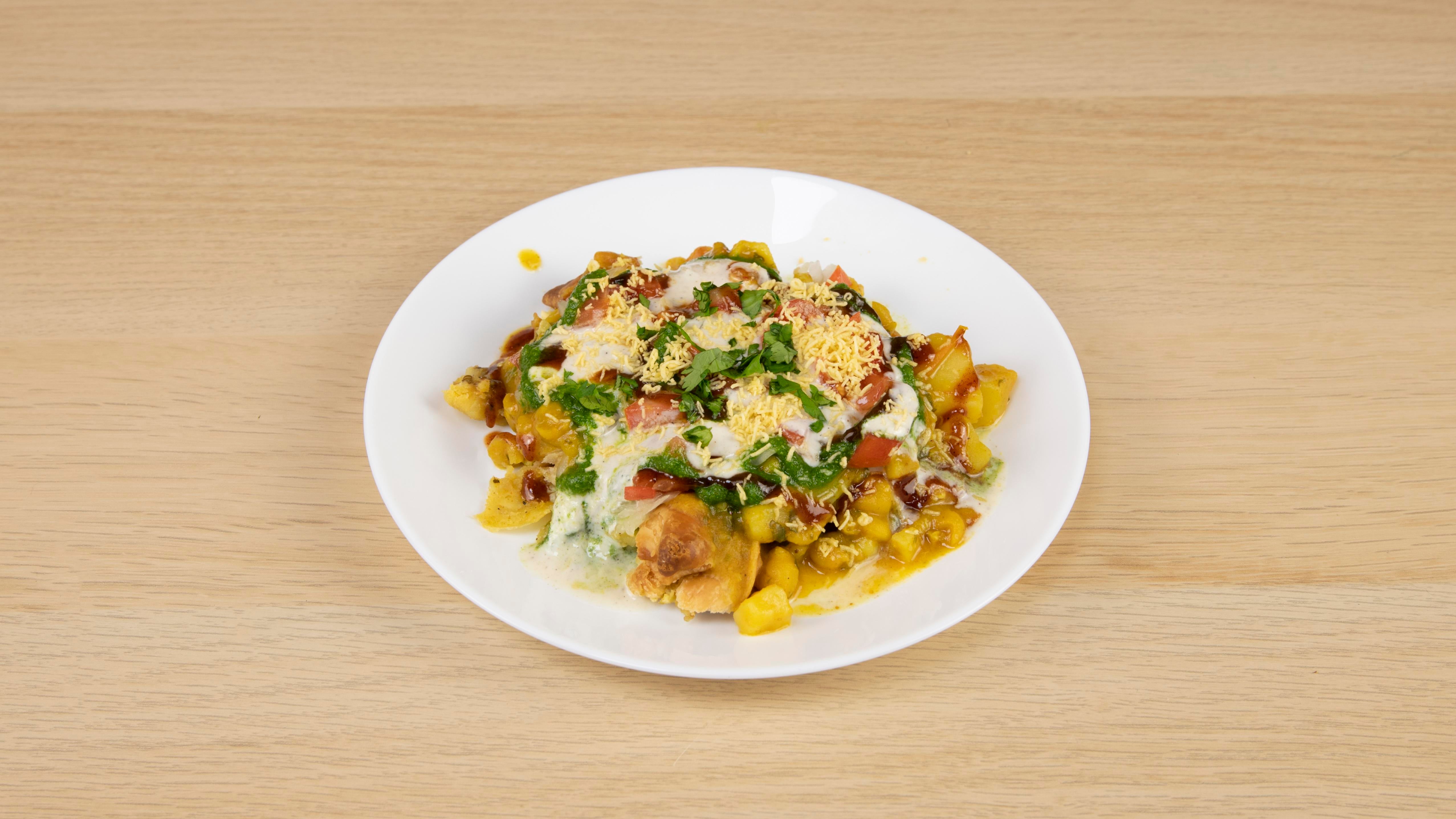 Dahi Samosa Ragda Chaat