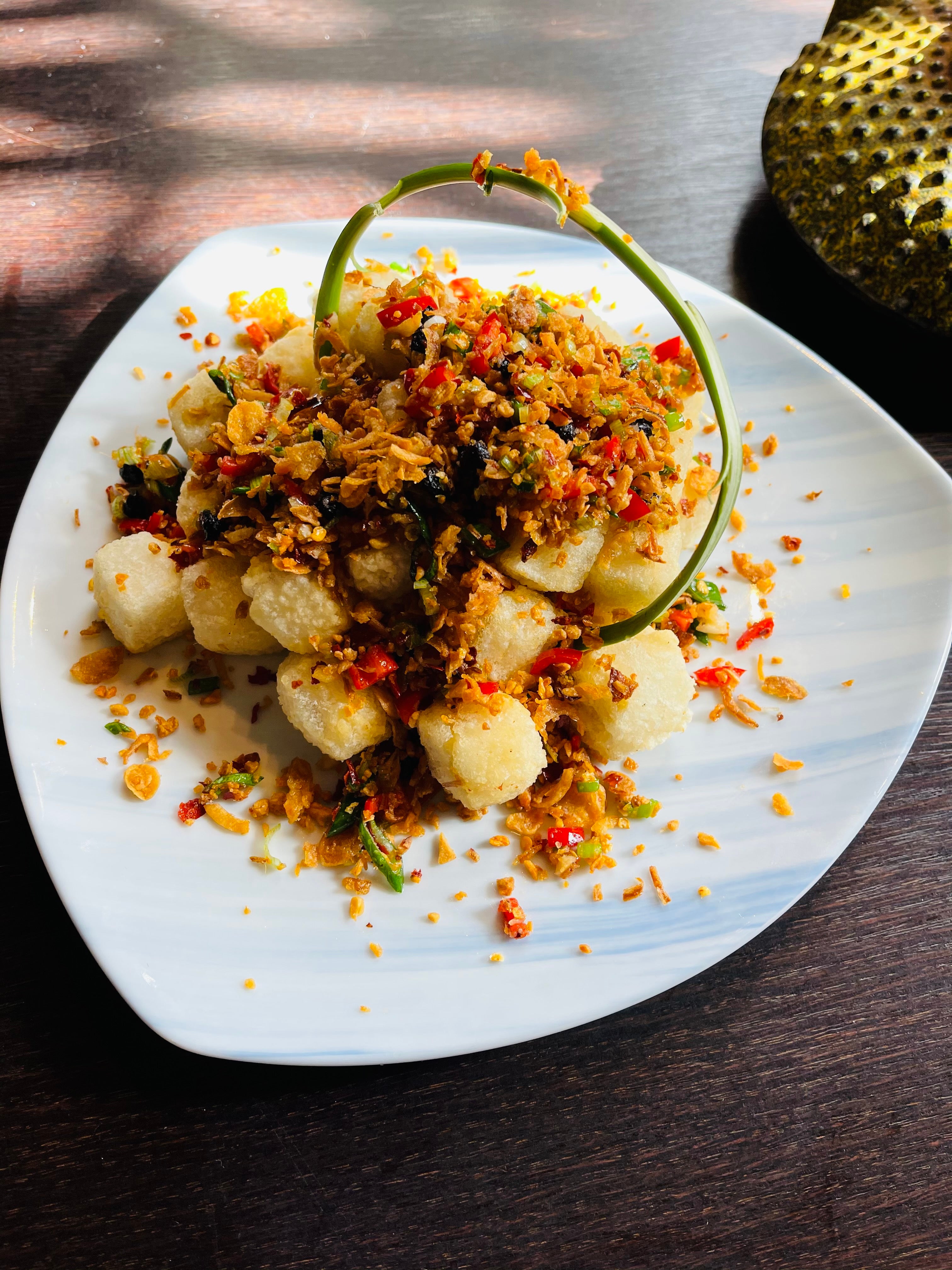 风沙豆腐粒Deep Fried Diced Tofu with Garlic and Chilli (V)