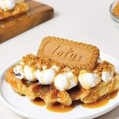 Mango Biscoff Pistachio Waffle