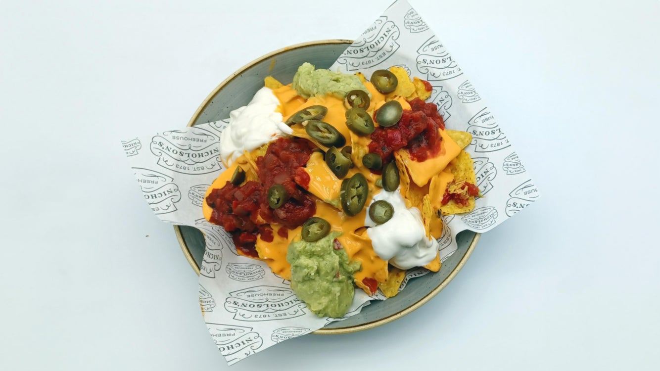 Hand-Cut Nachos (V) - Large
