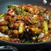 Crispy Chicken In Black Pepper Sauce