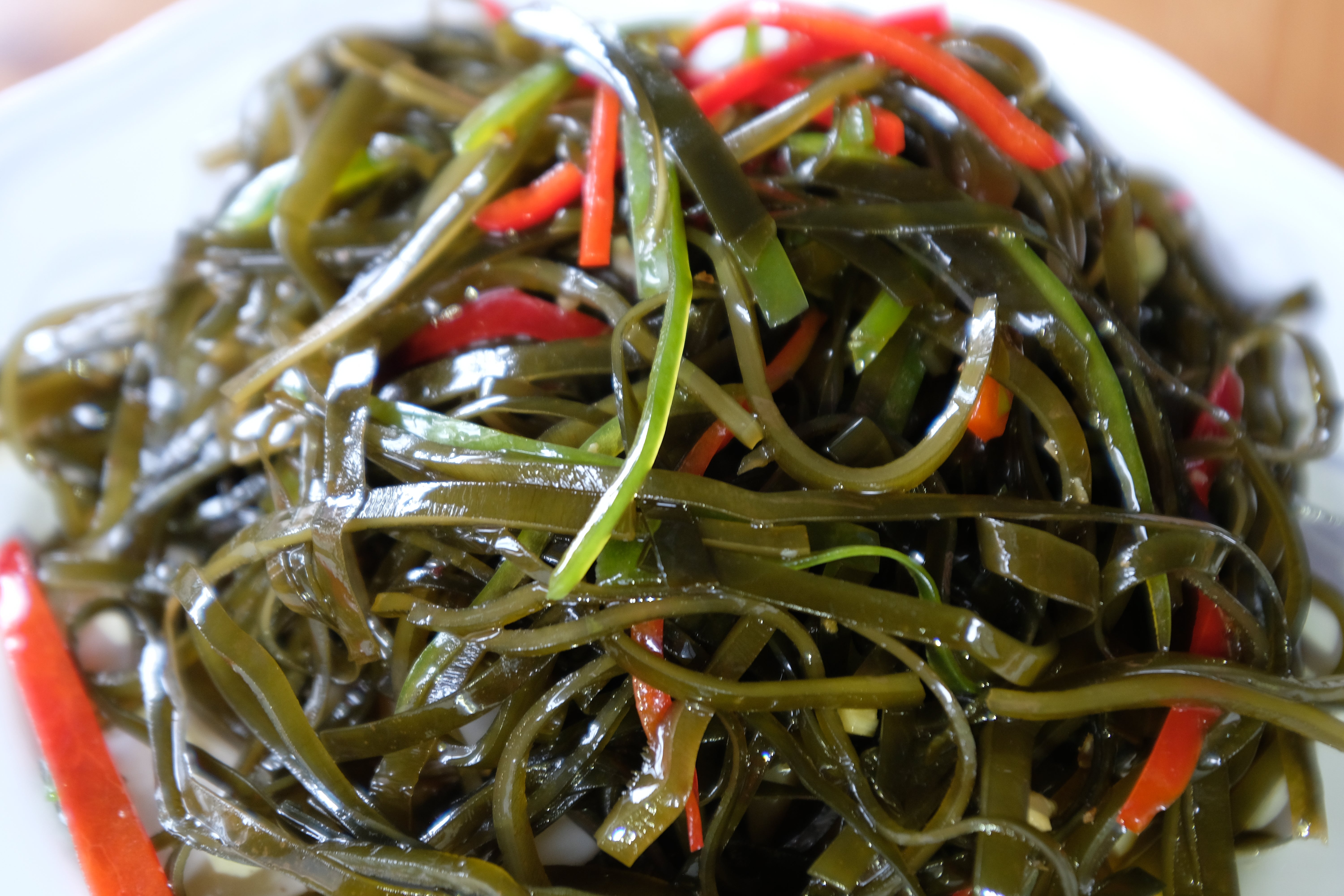 Spicy Kelp Salad (V)  酸辣海帶絲