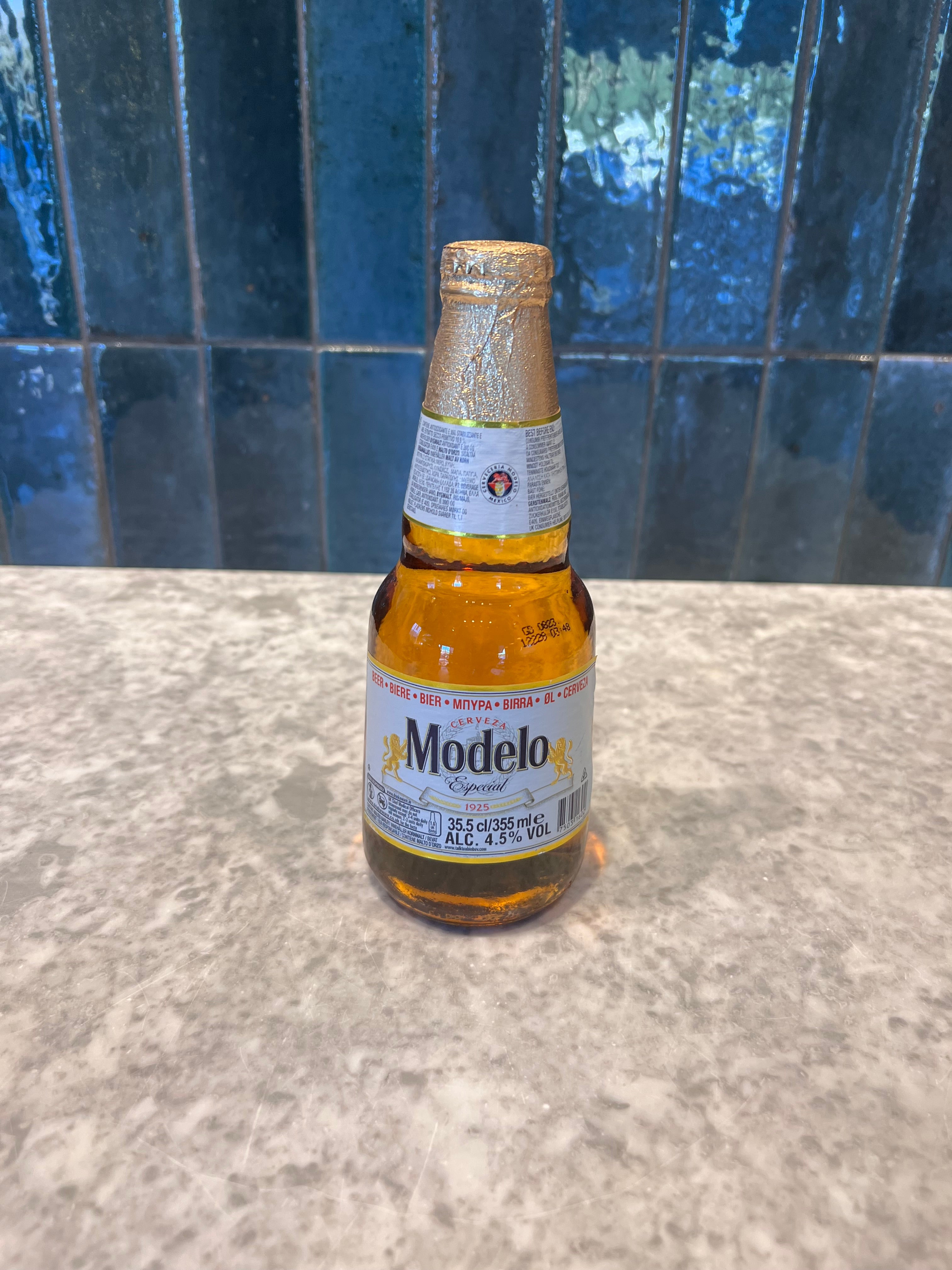 Modelo Especial