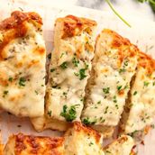 Cheese And Garlic Bread 