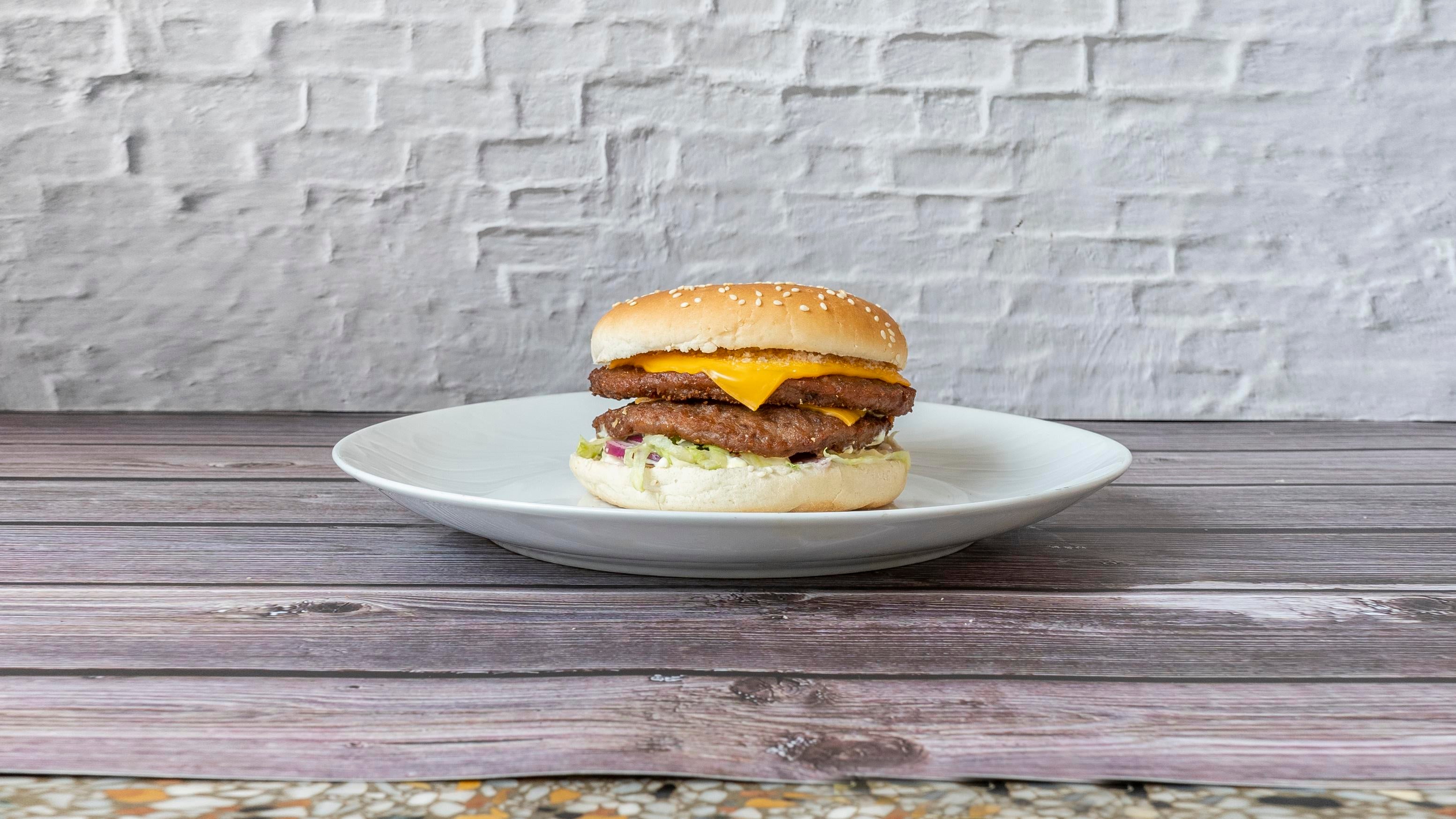 1/2 Lb Beef Burger