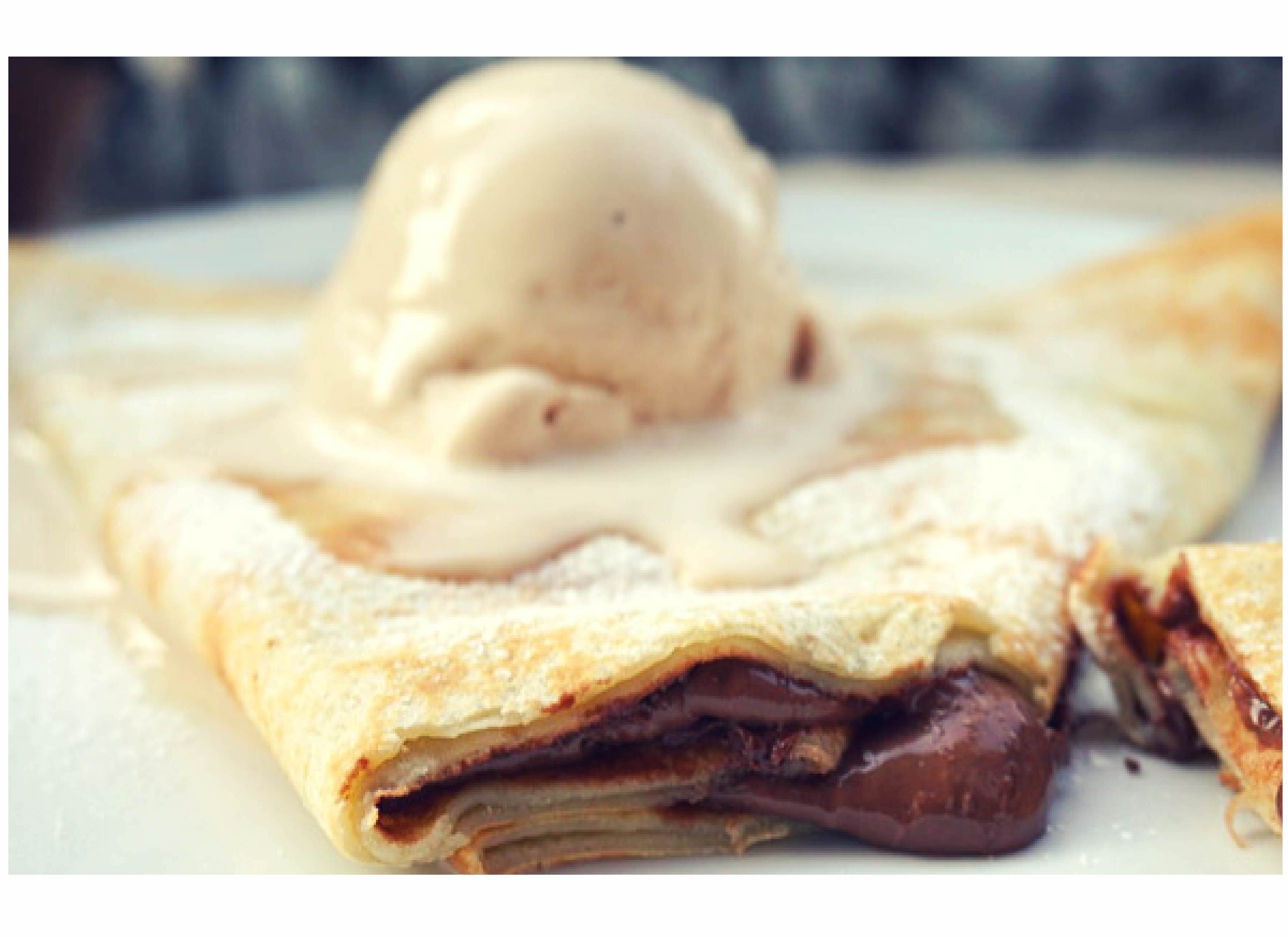 Crepes Maple Syrup