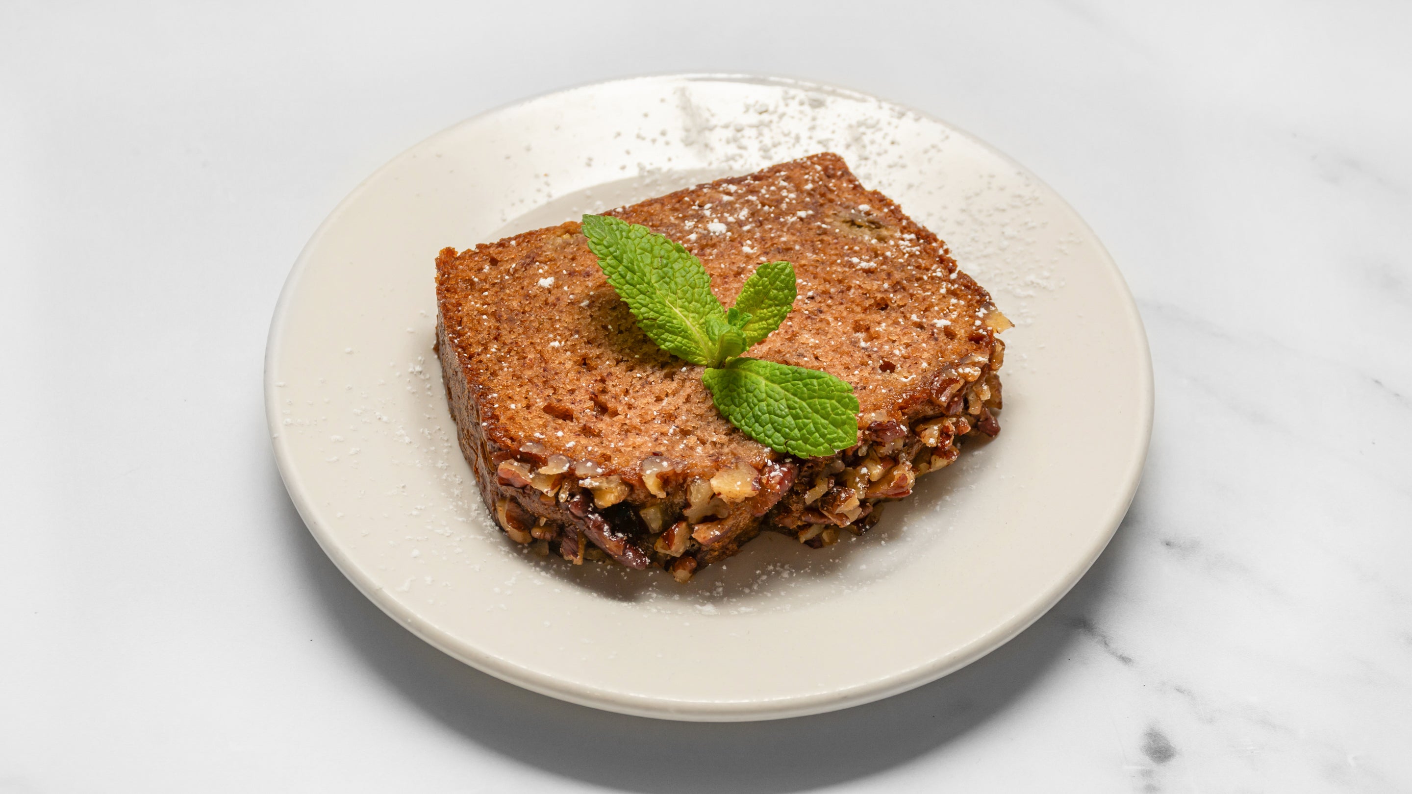 Banana and Walnut Cake