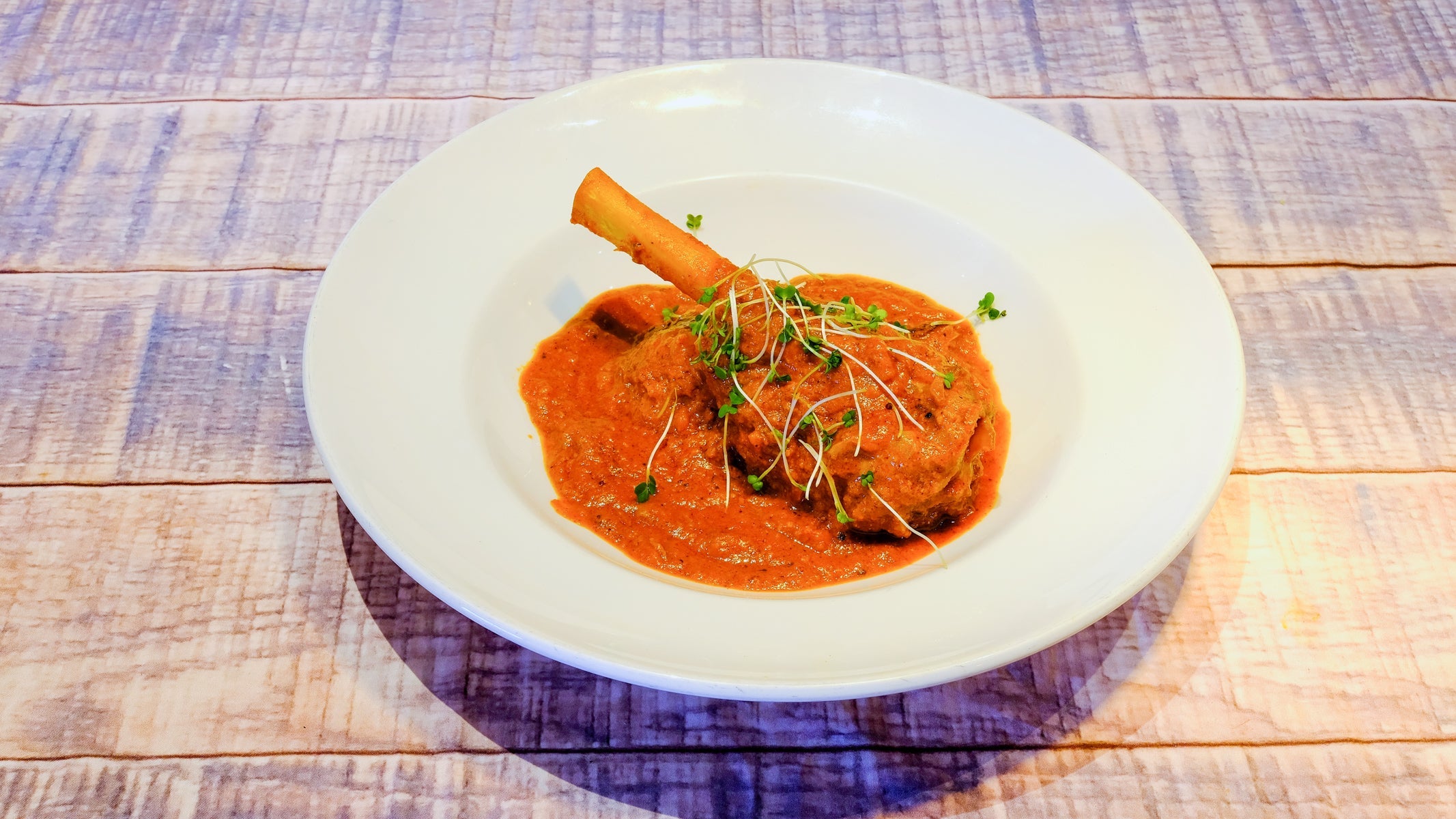 Lucknowi  Lamb Shank