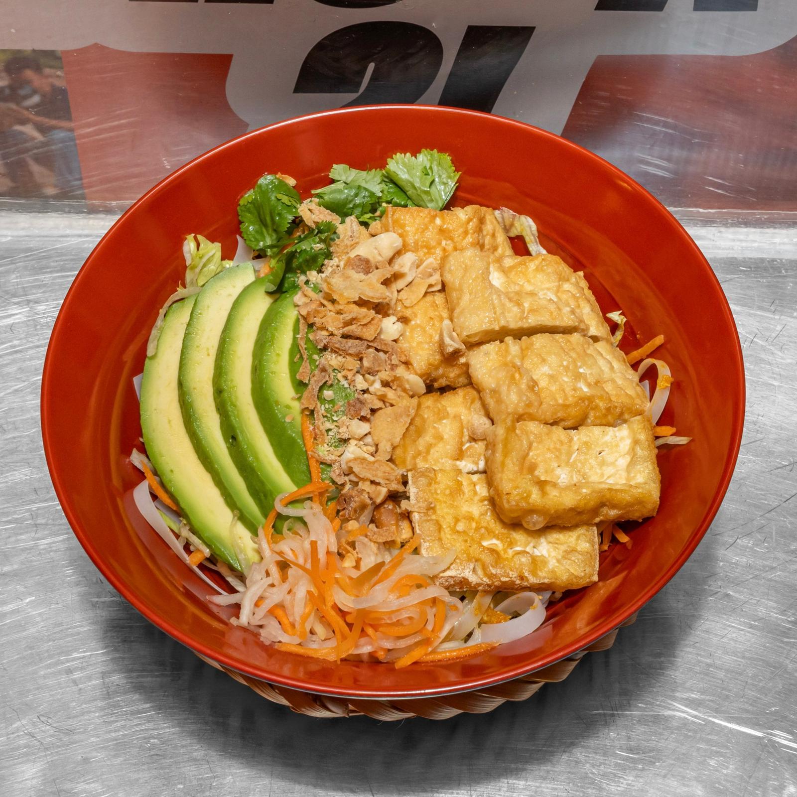 Tofu and Avocado Dry Noodle (Phở Trộn Chay)