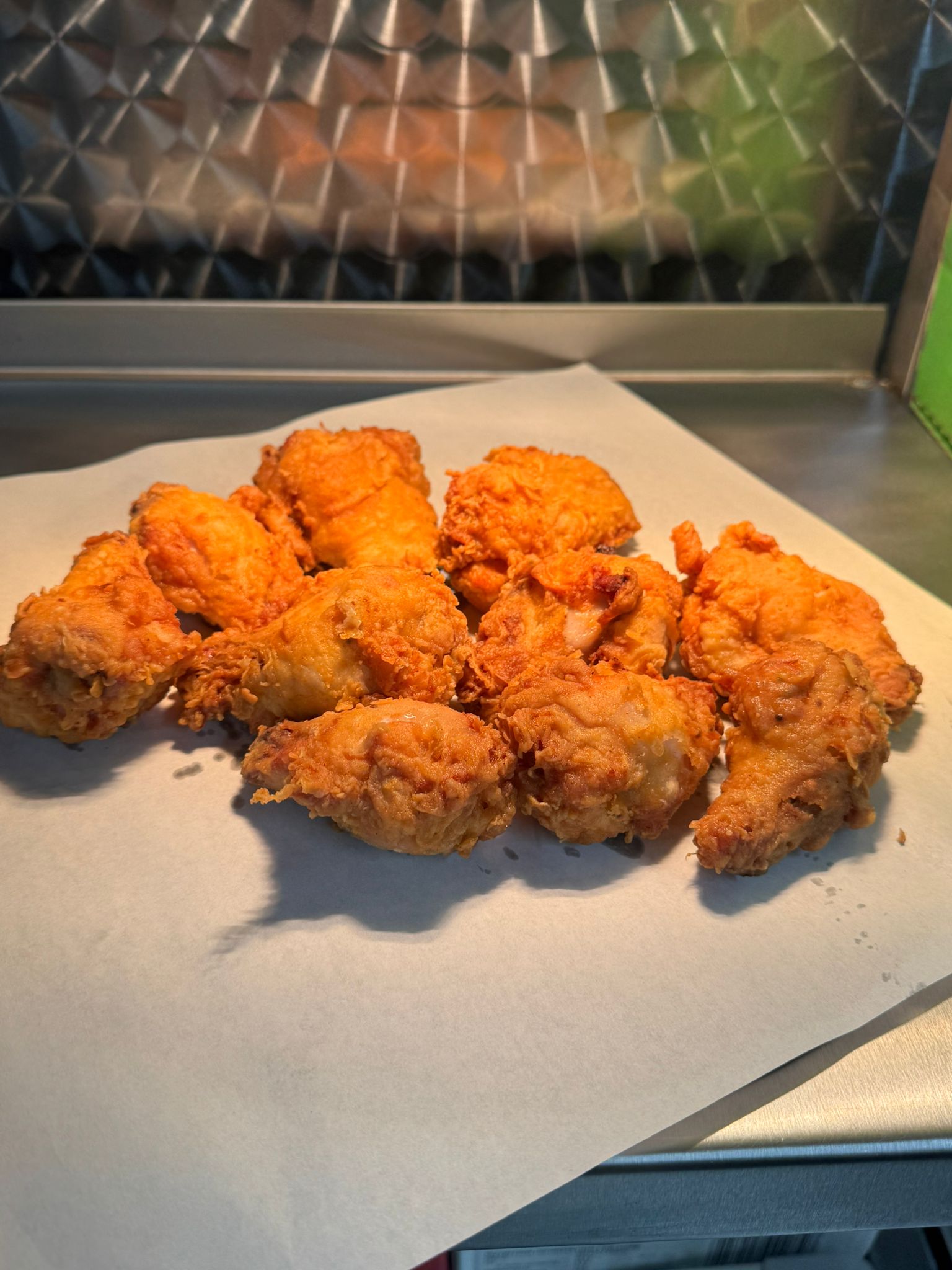 10 chicken wings