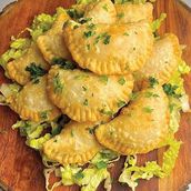 Spinach Sambousek (5 Pieces)