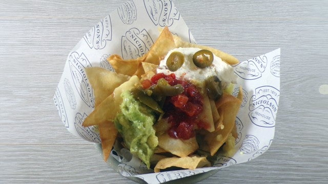 Hand-Cut Nachos (V) - Small