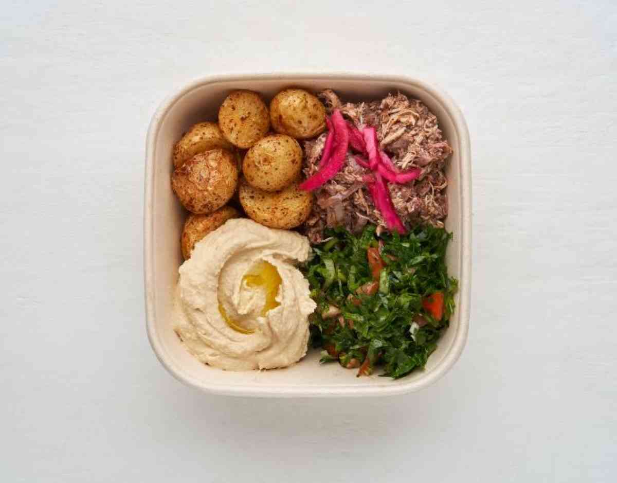 Sumac Pulled Chicken, Hummus & Tabbouleh Bowl