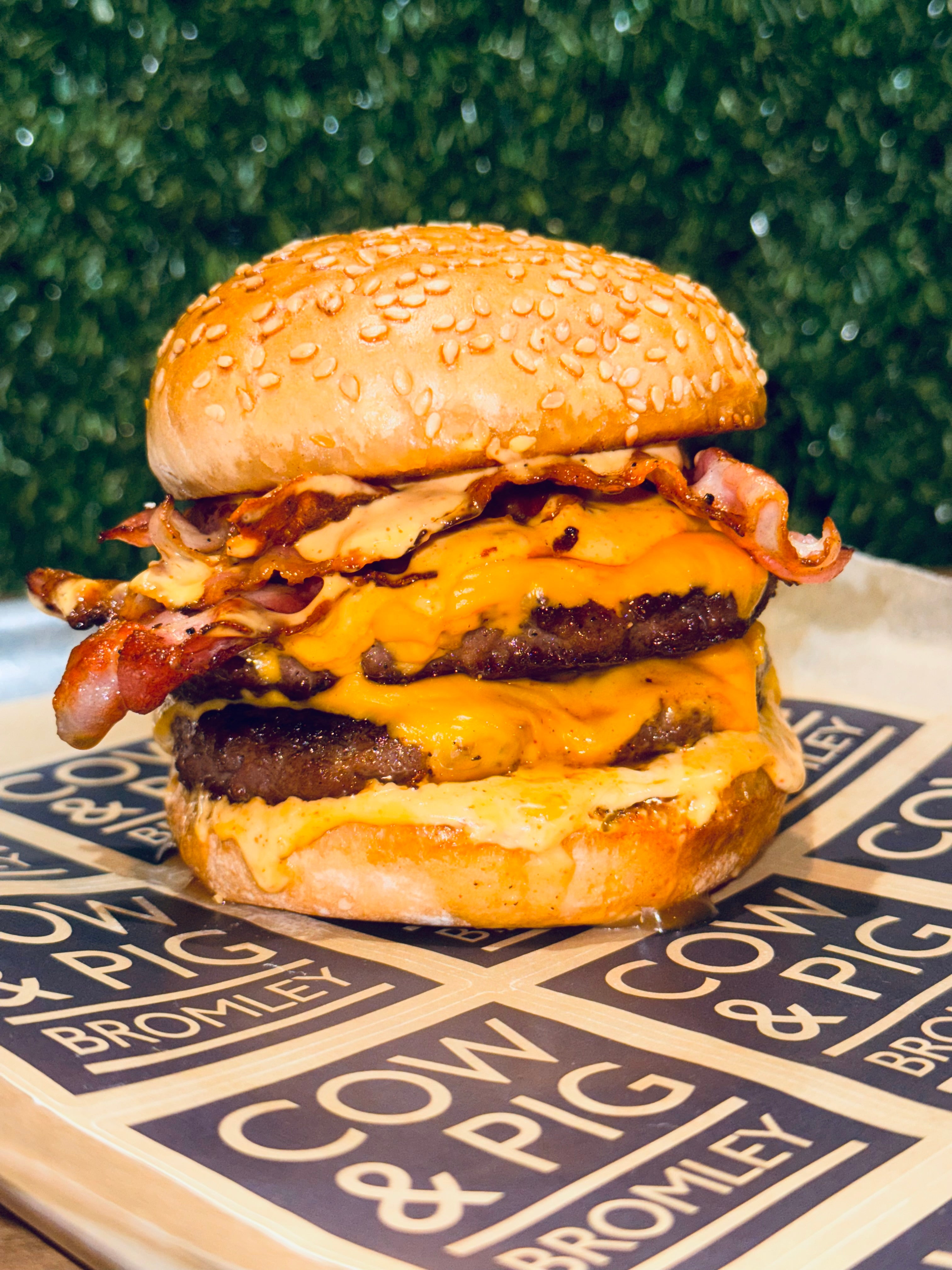 Blue cow burger