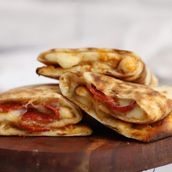 Pepperoni Manoushe