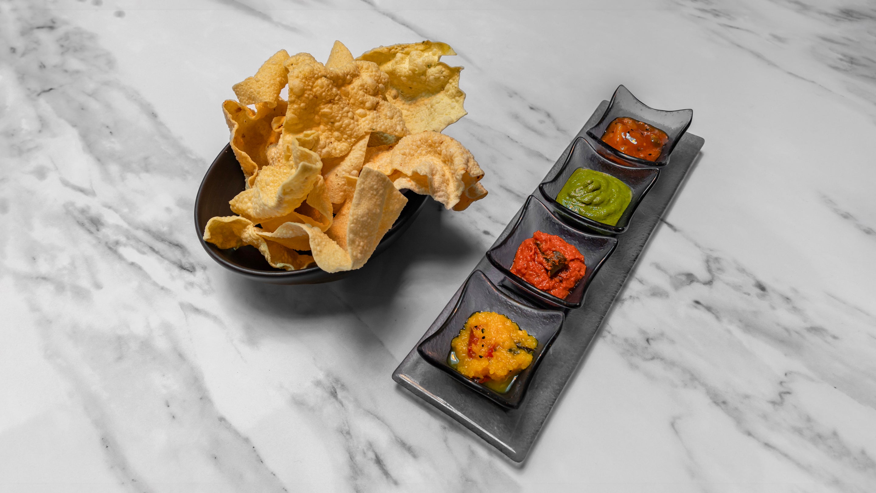 Poppadom and Chutney