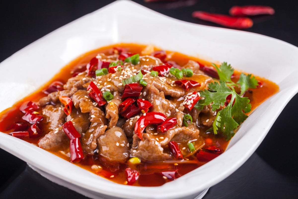 水煮牛肉 Sliced Beef Fillet in Sichuan Pepper and Chilli Oil Broth (Spice Level 5)