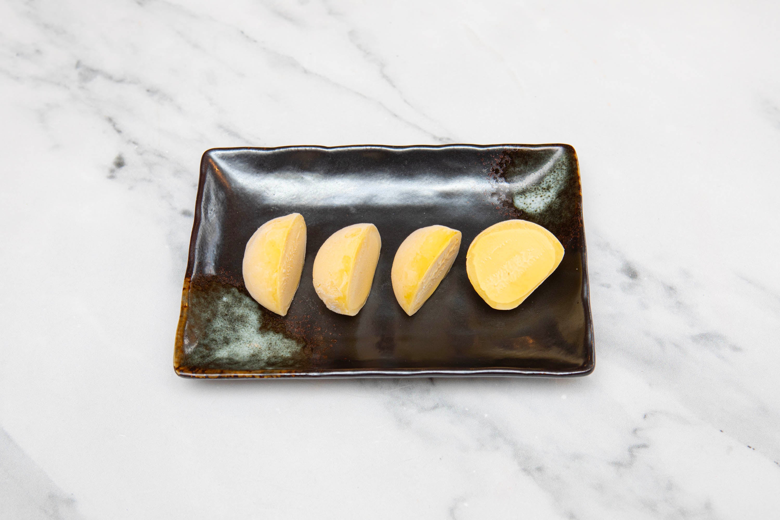 Chef's selection of mochi (2pcs)