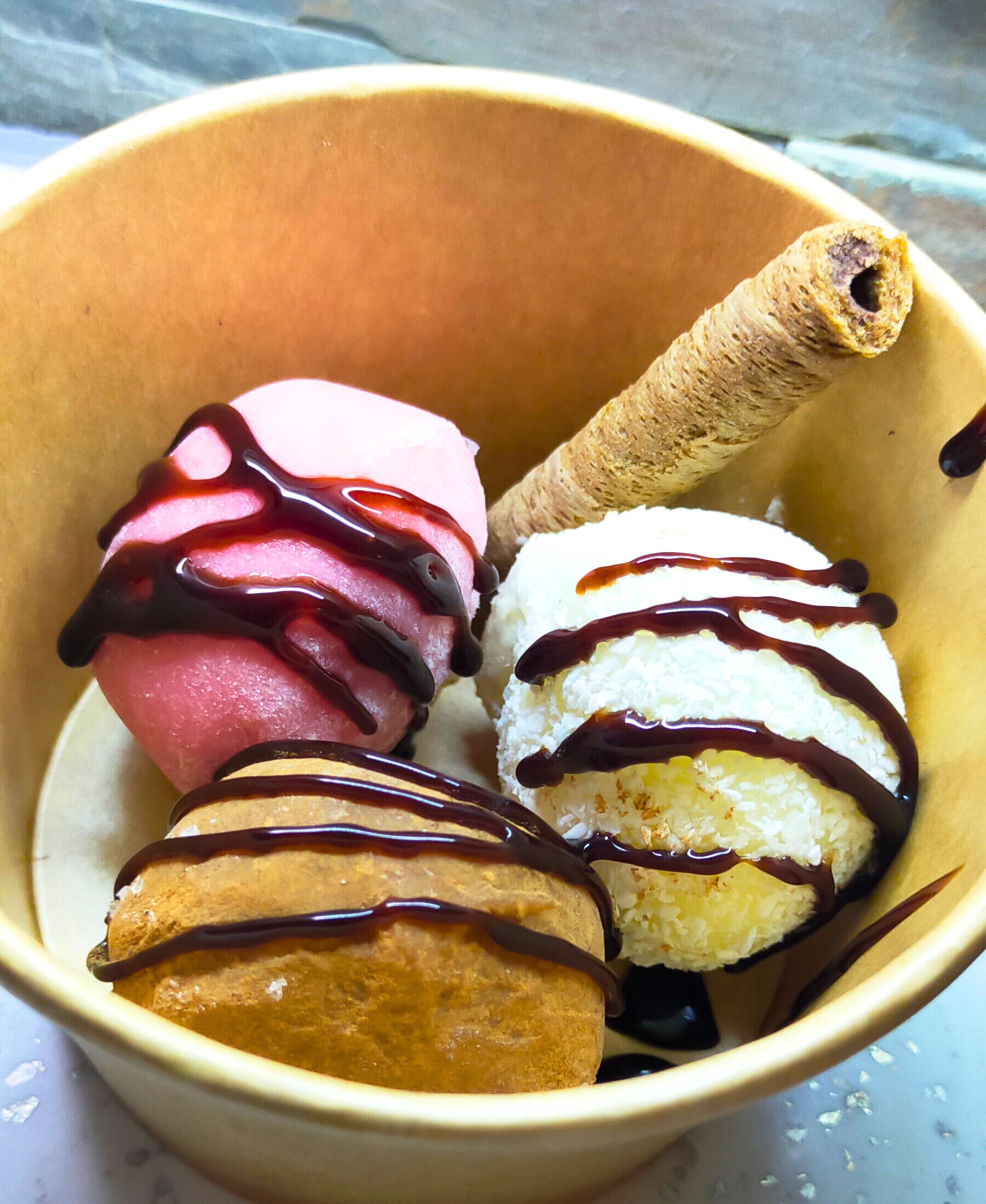 Little Moons Neopolitan Tub (Vegan)