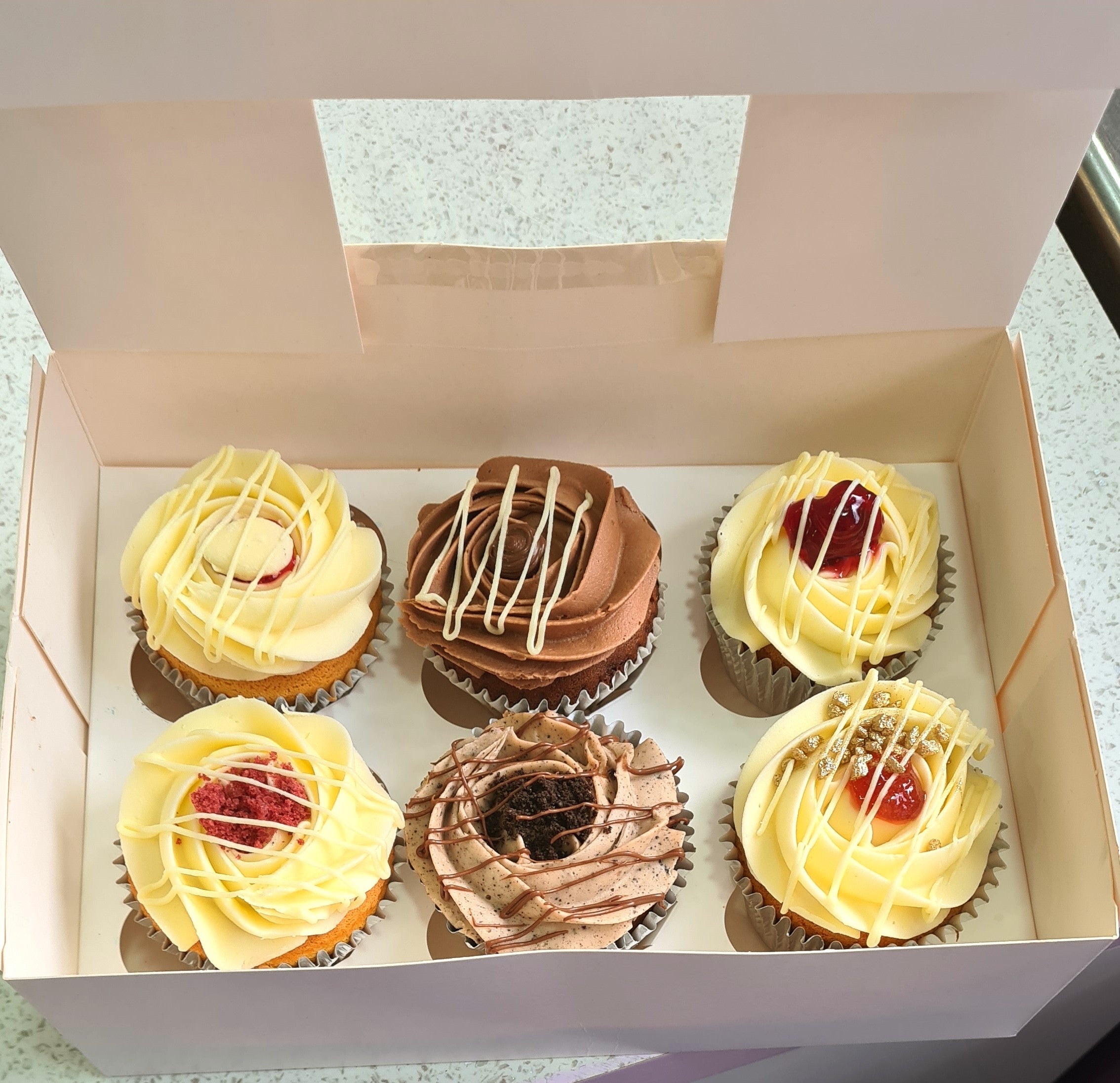 12 cupcake (2 boxes of 6)