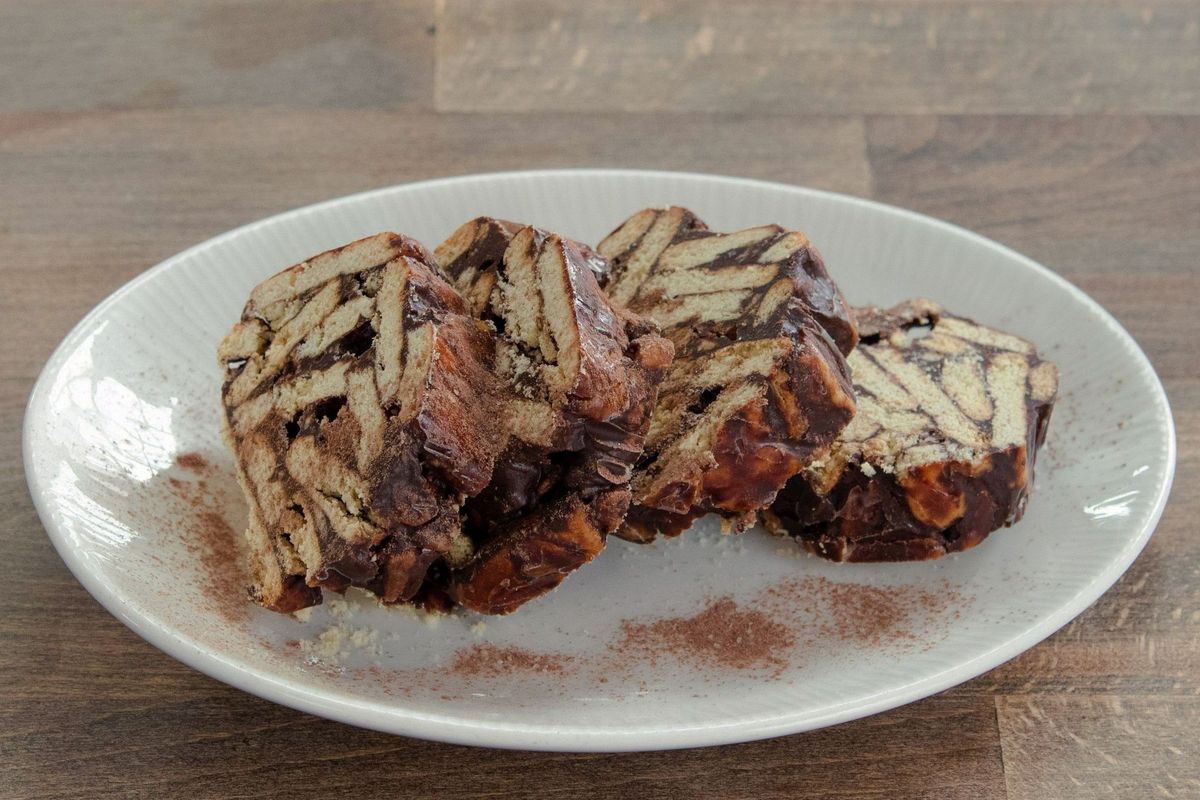 Chocolate Fudge Lazy Cake