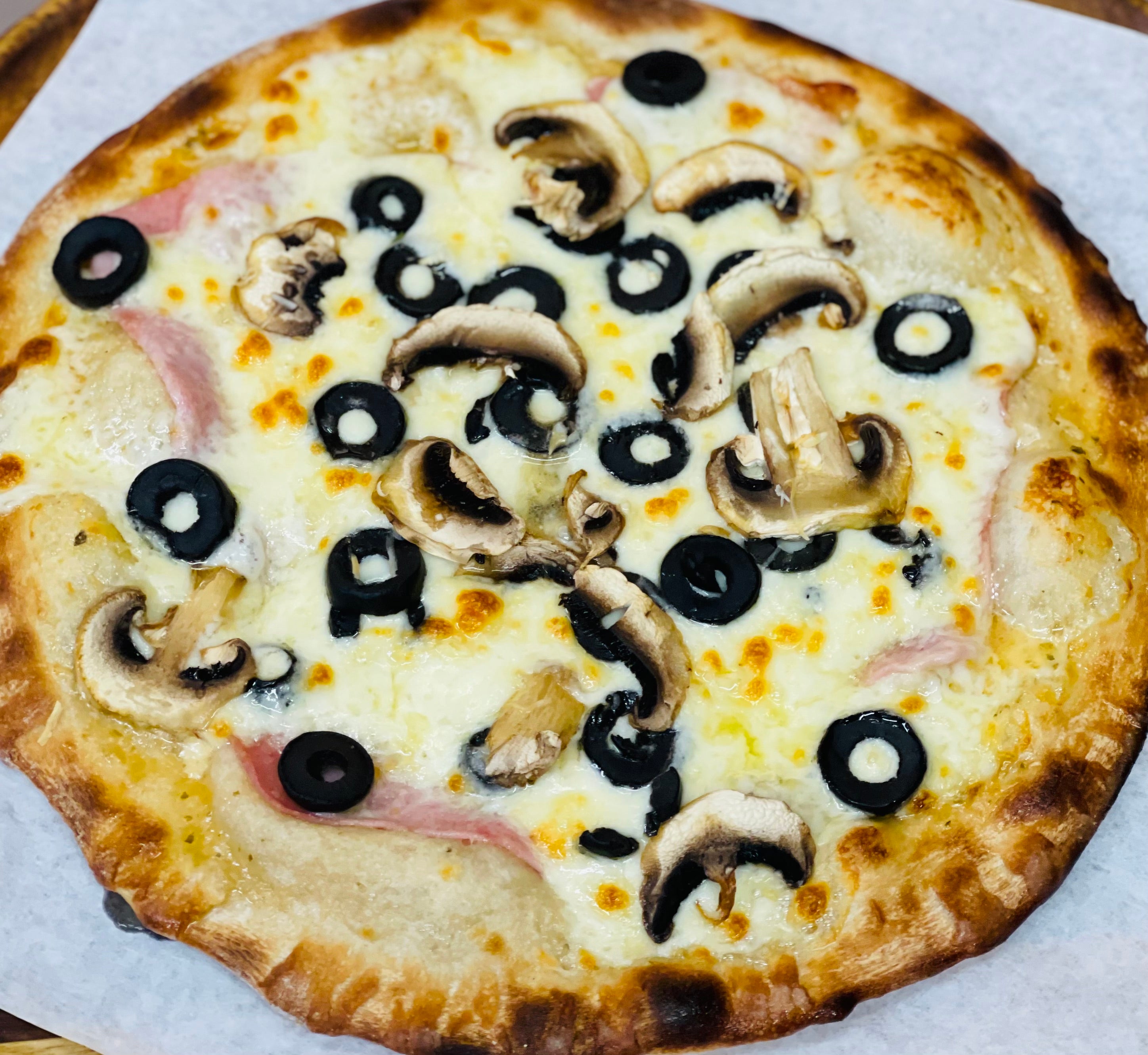 Pumpernink Garlic Porsciutto