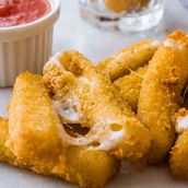 Mozzarella Stick 6 Pcs