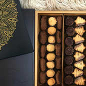 Sweet Petit Four Box