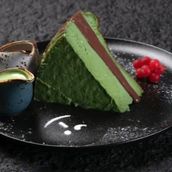 Pistachio San Sebastian Cheese Cake