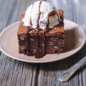 Brownie With Ice Cream