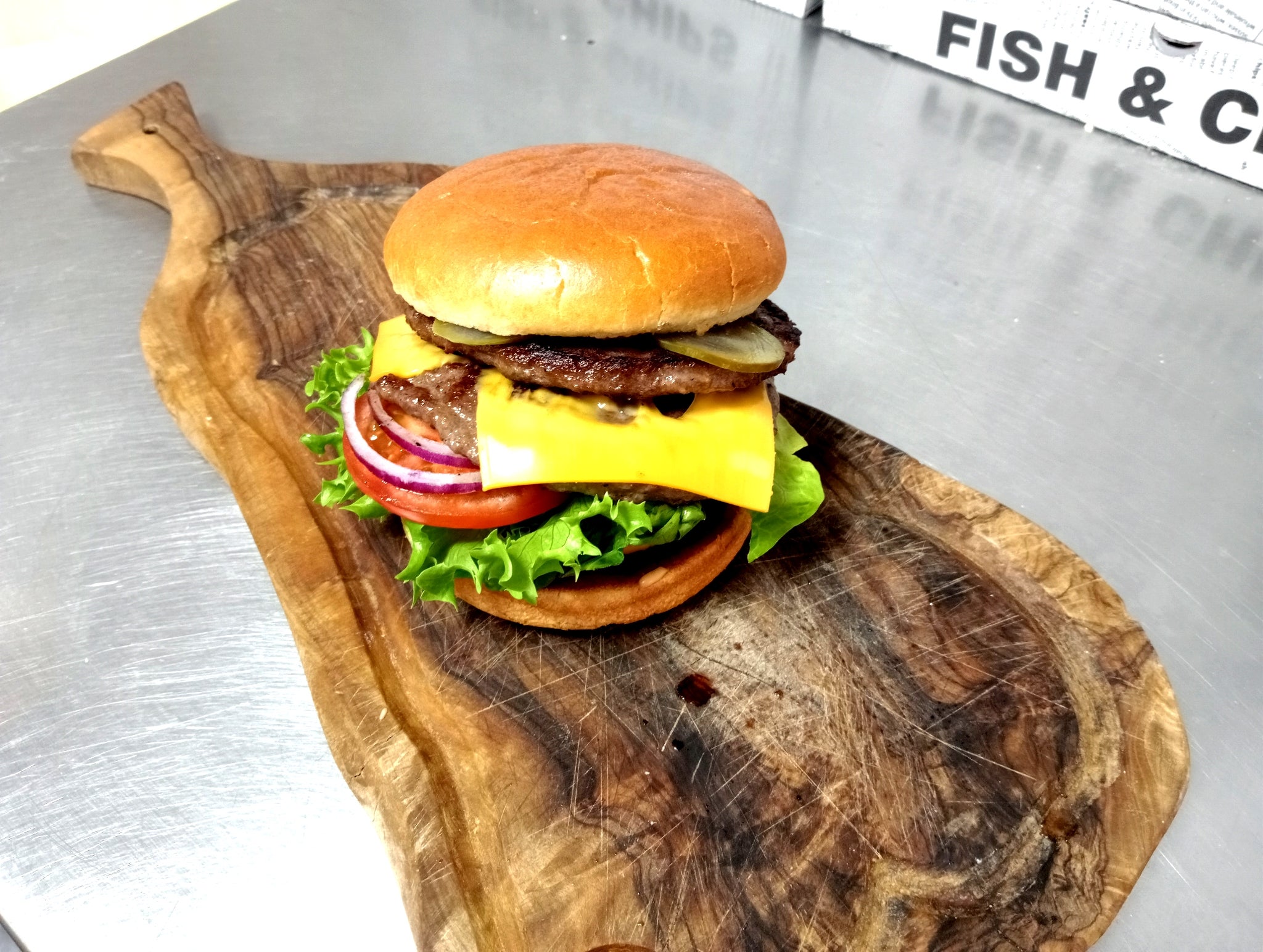 Smashed Beef Burger with Chips