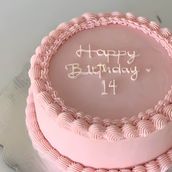 Pink Border Design Cake