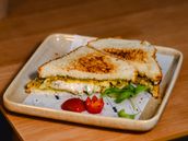 Seen Hallomi sandwich