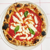 Classic margarita Pizza