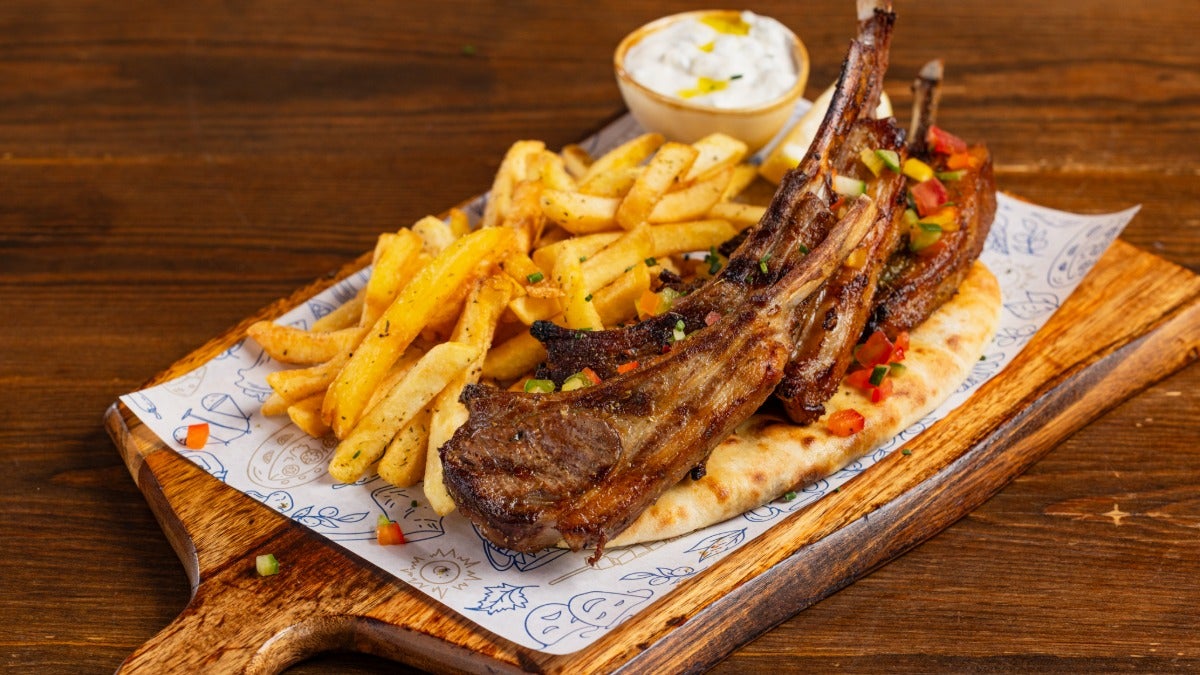 Grilled lamb cutlets