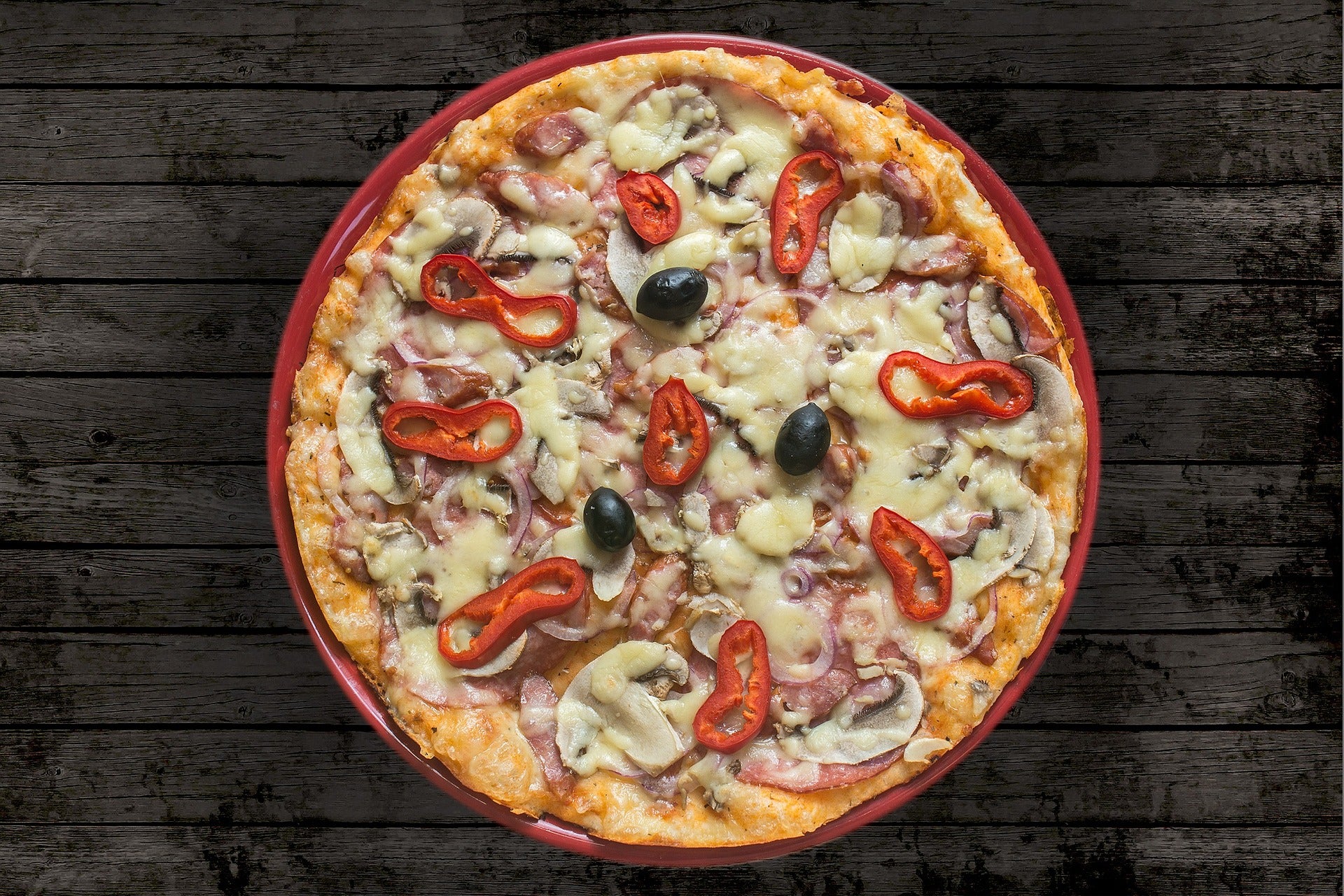 Porcini E Salsiccia Pizza