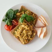 Pesto Egg Scramble