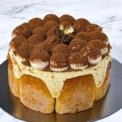 Tiramisu Cake