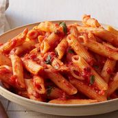 PASTA W/ RED SAUCE