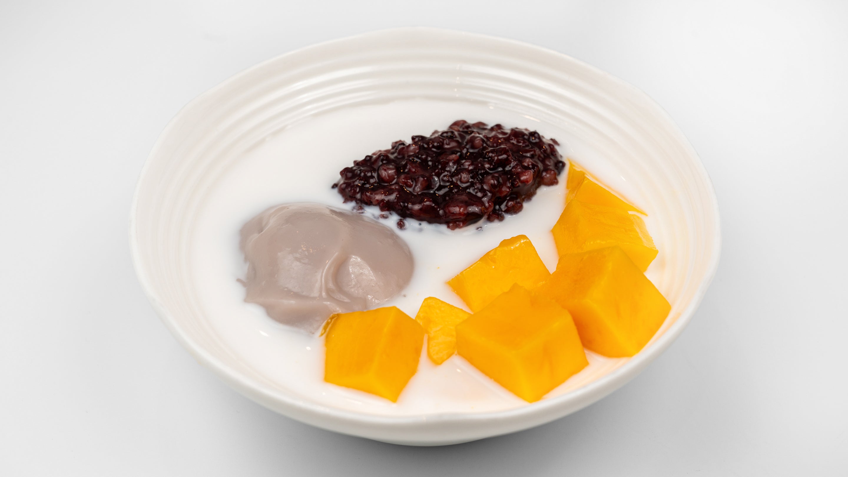 芒果黑糯米荔浦芋 Mango Black Glutinous Rice Lipu Taro Bowl
