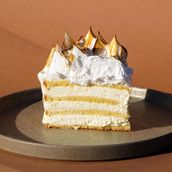 Vanilla Meringue Cake