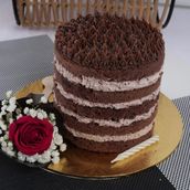 Mani Chocolate Cake