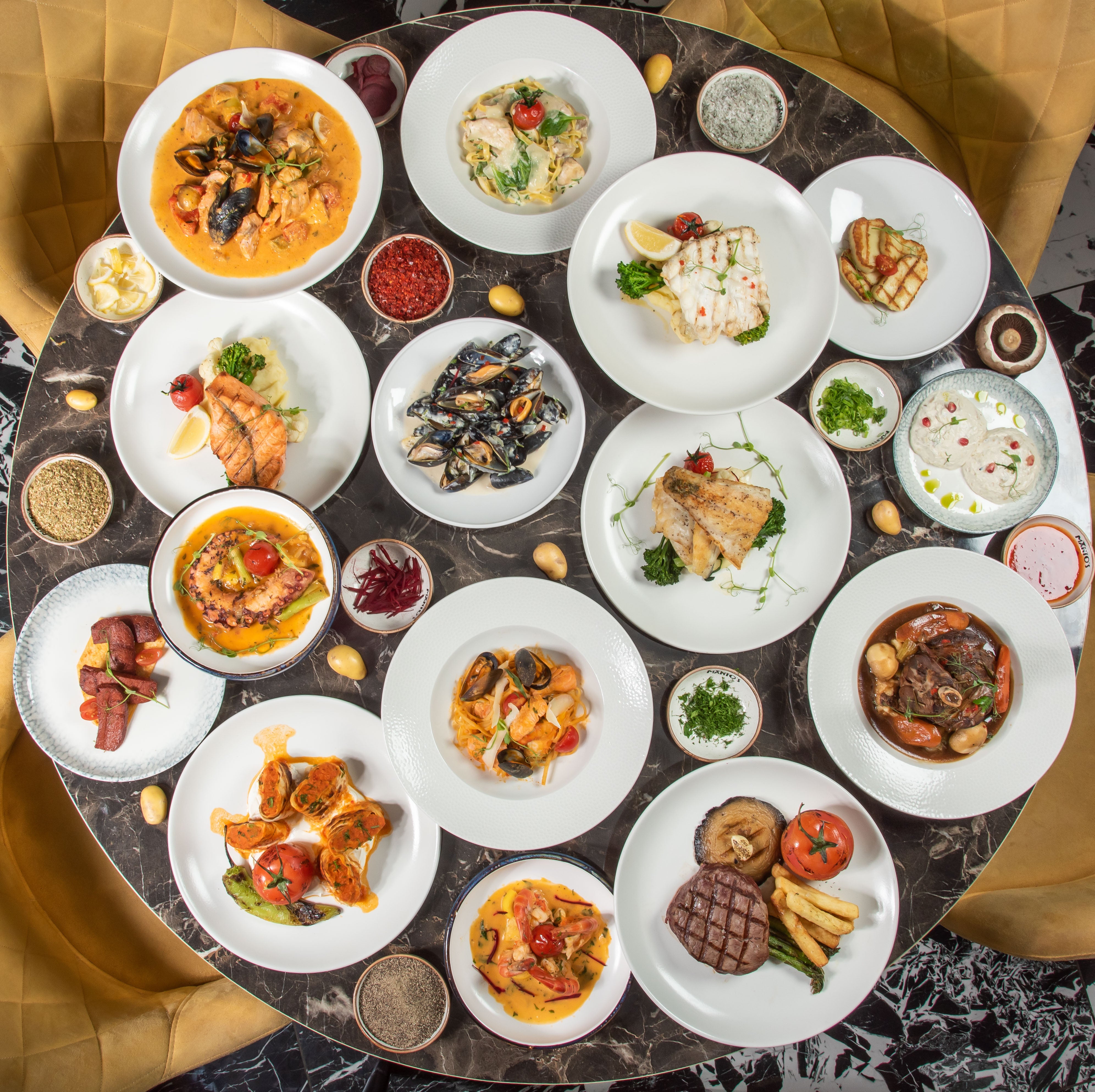 Manto's Meze Bar & Grill