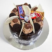 Snickers Cake