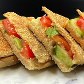 Kaakeh Halloumi Cheese And Vegetable