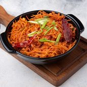 VEG. SCHEZWAN NOODLES
