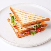 Egg Club Sandwich 