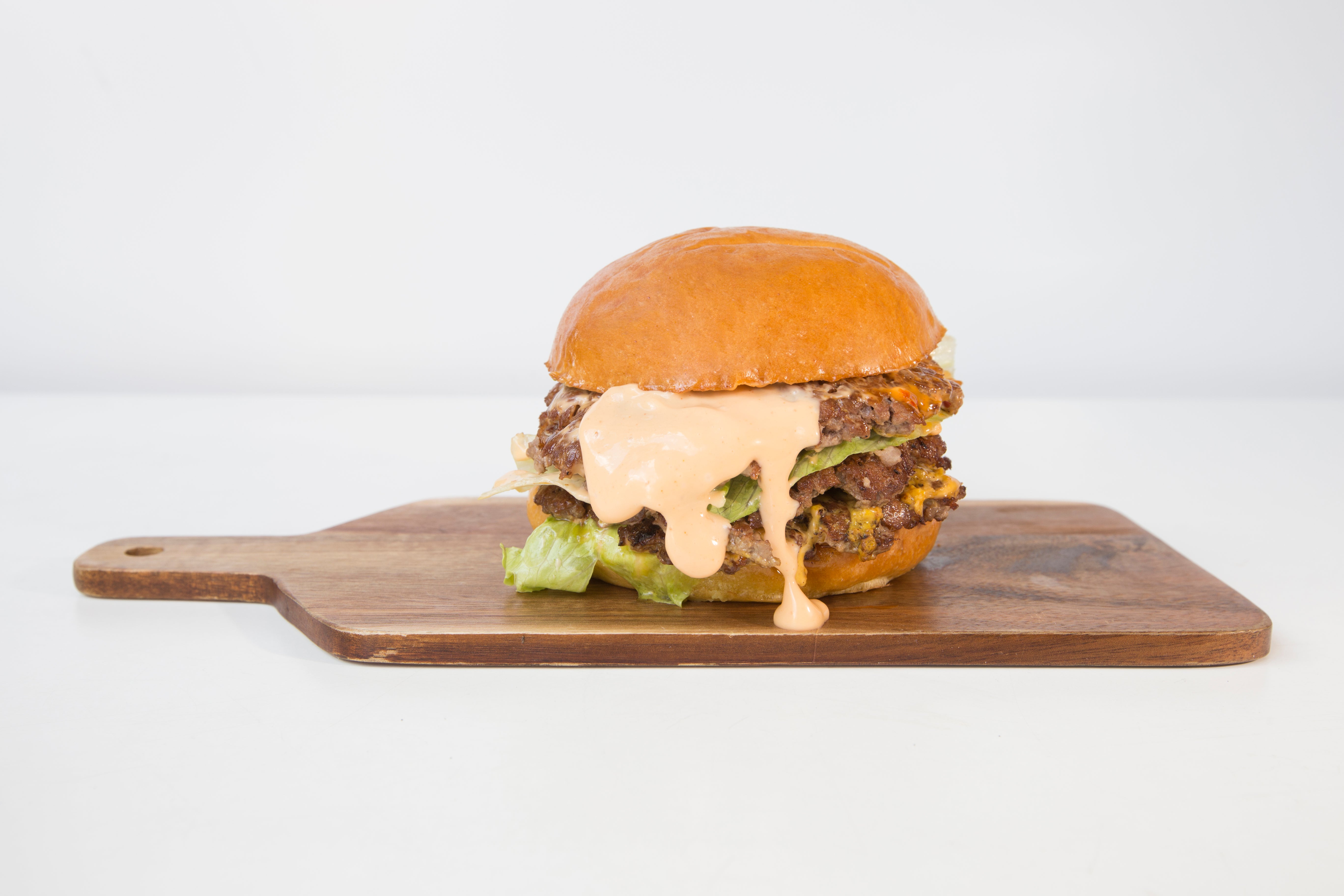 HOUSE SPECIAL SMASH BURGER