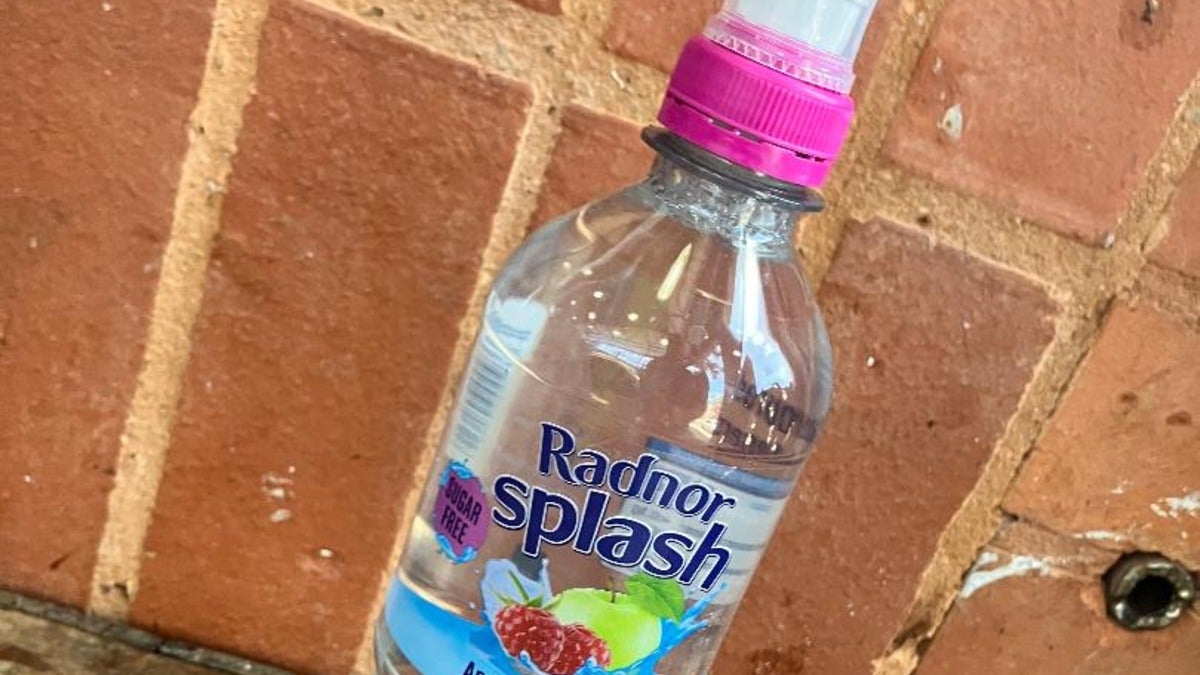 Still water Apple & Raspberry flavour in a 500ml bottle.